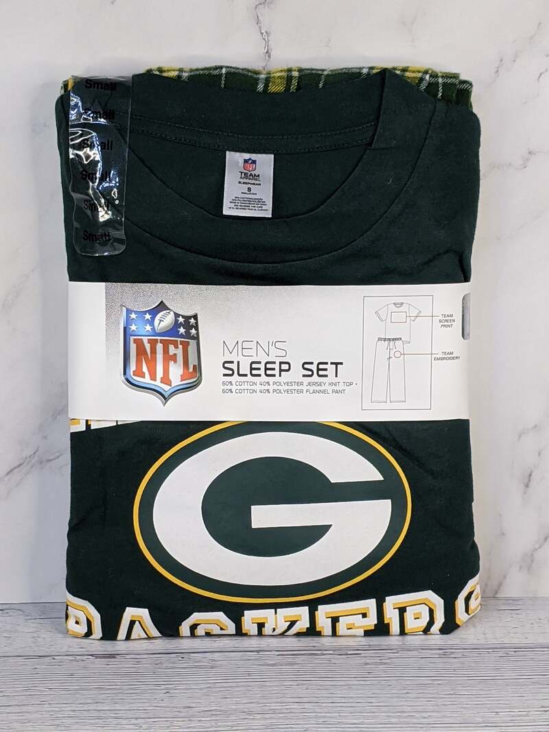 Green Bay Packers Sleepwear Men's Small Pants and Top Pajama Sleep Set