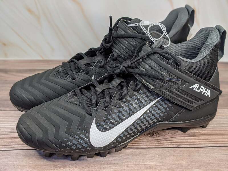 Nike Alpha Varsity 2 Football Men's Cleats