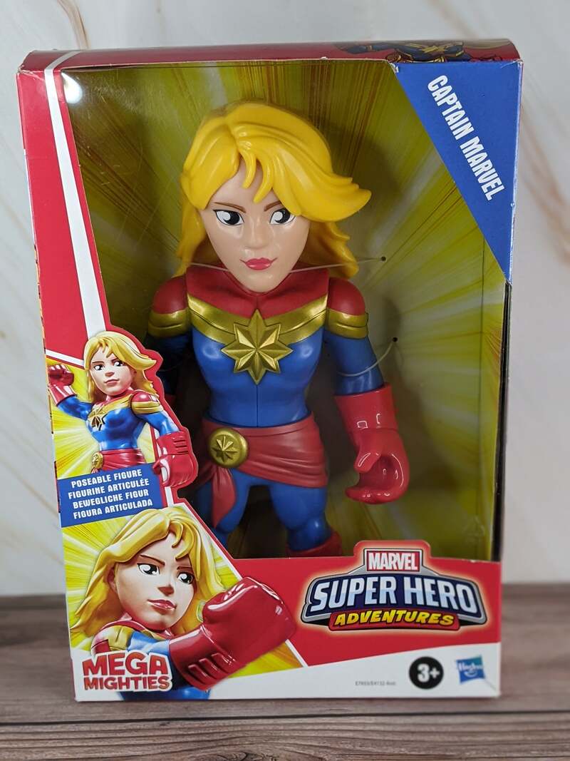 Captain Marvel Mega Mighties Poseable Figure