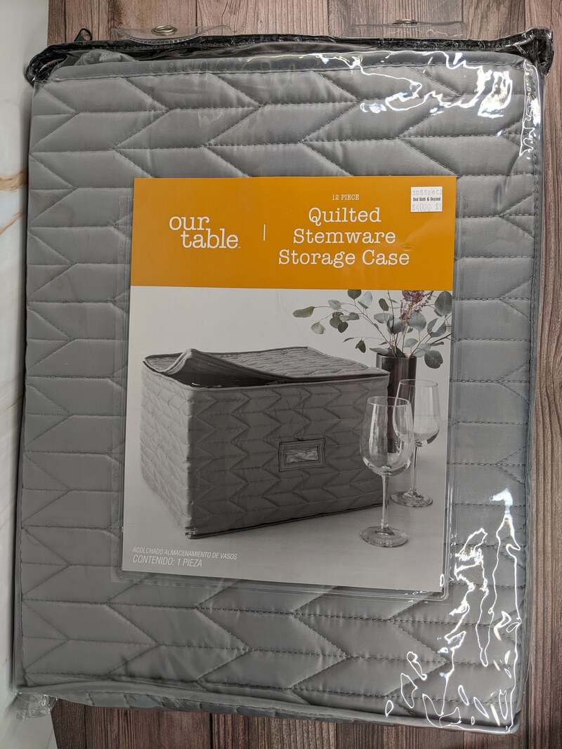 Quilted Stemware Storage Case