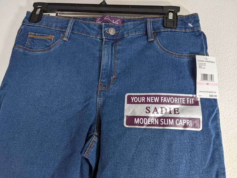 Gloria Vanderbilt Sadie Modern Slim Capri