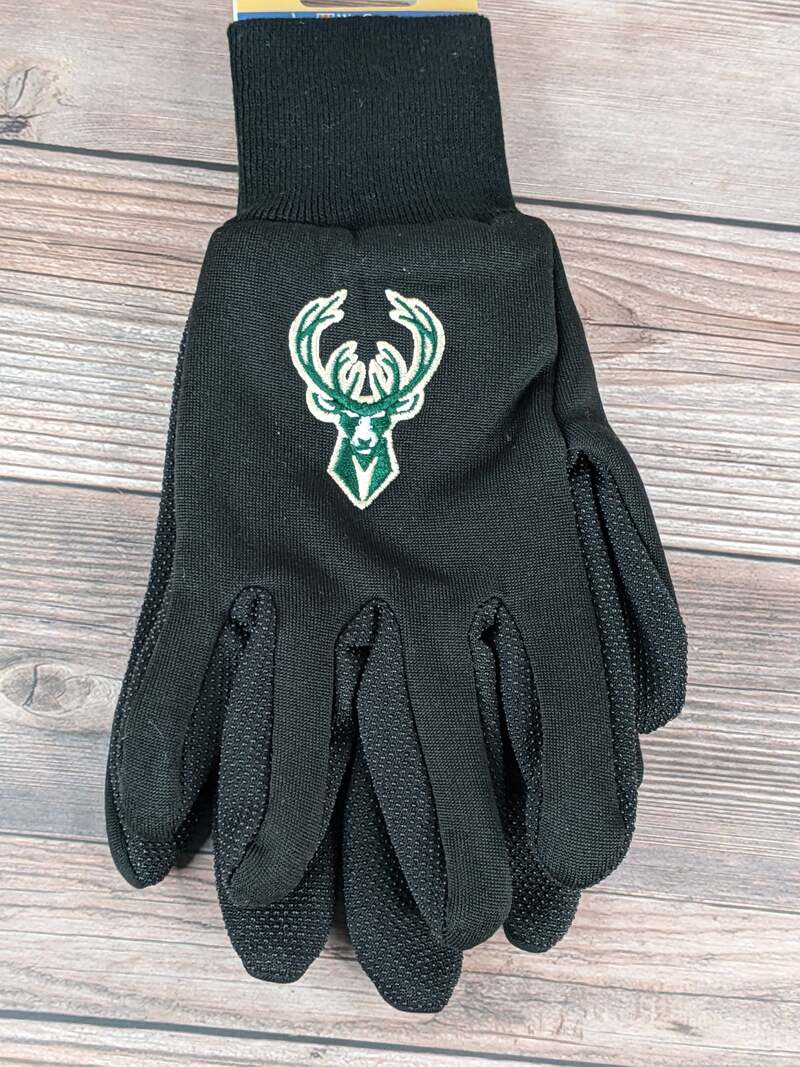 Milwaukee Bucks Sport Utility Gloves Black
